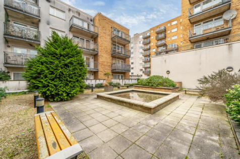 Broadway, London 2 bed apartment for sale