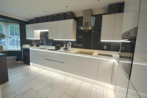 Blanshard Close, Herstmonceux, Hailsham 4 bed terraced house for sale