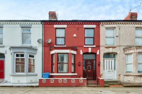 4 bedroom terraced house for sale