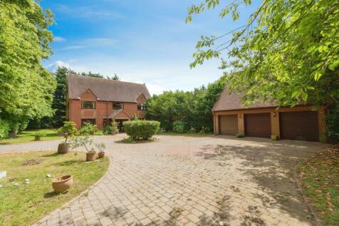 7 bedroom detached house for sale