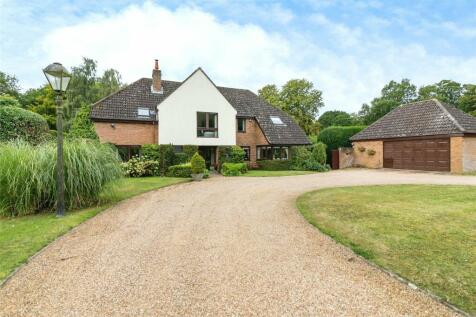 6 bedroom detached house for sale