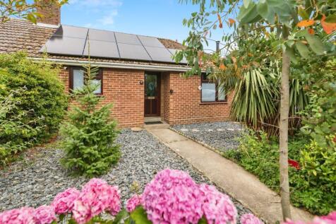 2 bedroom bungalow for sale