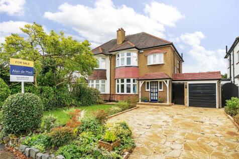 4 bedroom semi-detached house for sale