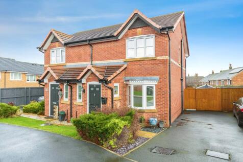 2 bedroom semi-detached house for sale