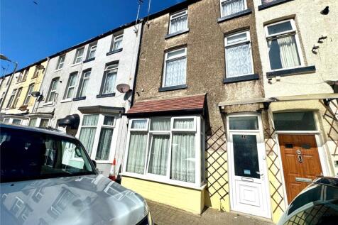 6 bedroom terraced house for sale