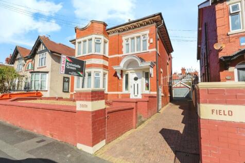 7 bedroom detached house for sale
