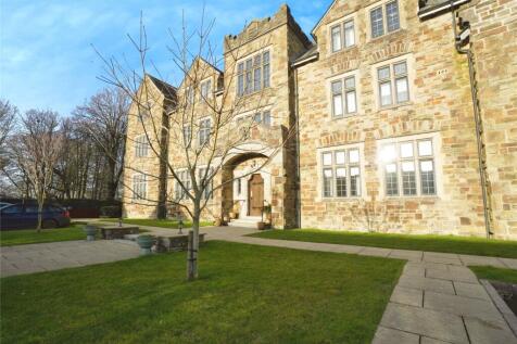 3 bedroom flat for sale