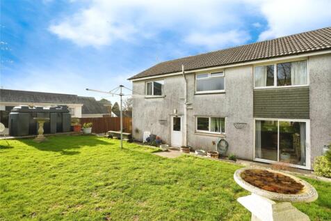 5 bedroom semi-detached house for sale