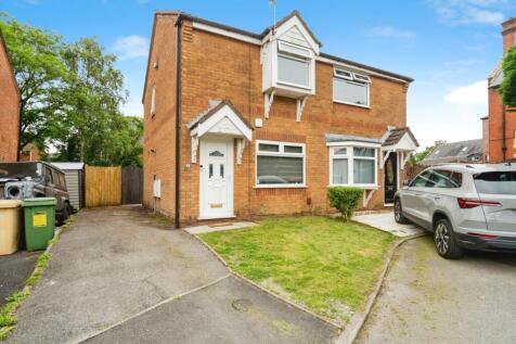 2 bedroom semi-detached house for sale