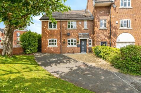 4 bedroom semi-detached house for sale