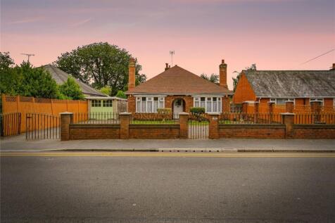 3 bedroom bungalow for sale