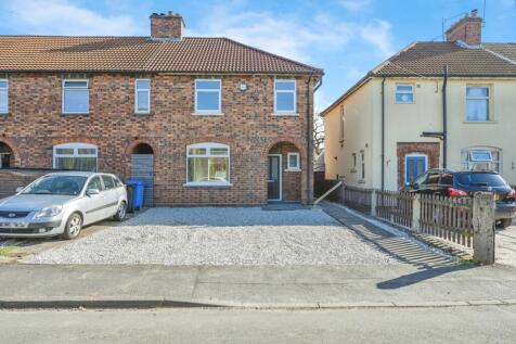 3 bedroom end of terrace house for sale