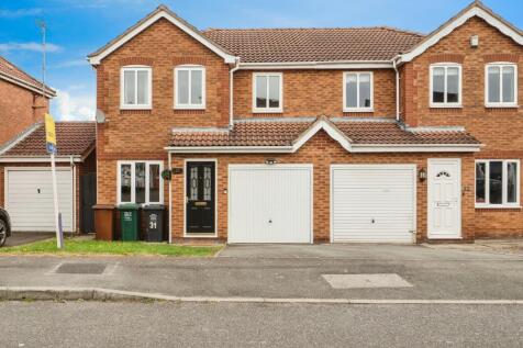 3 bedroom semi-detached house for sale