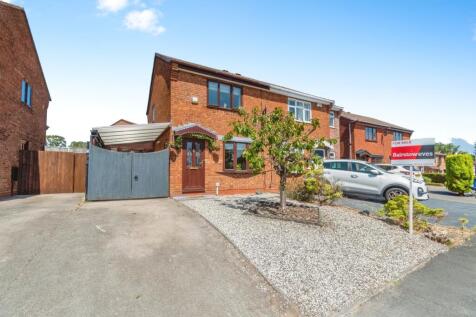 2 bedroom semi-detached house for sale