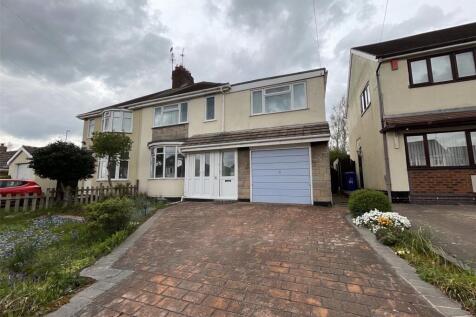 4 bedroom semi-detached house for sale