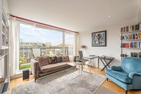 1 bedroom flat for sale