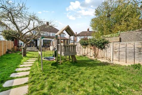 4 bedroom semi-detached house for sale