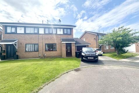 3 bedroom semi-detached house for sale