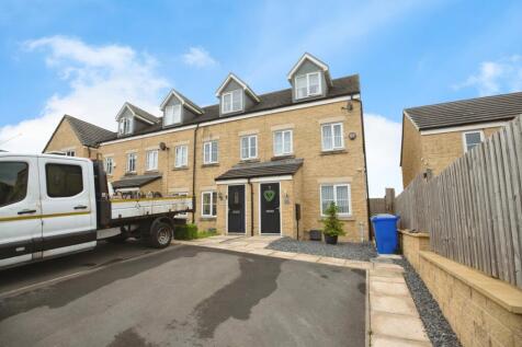 3 bedroom mews property for sale