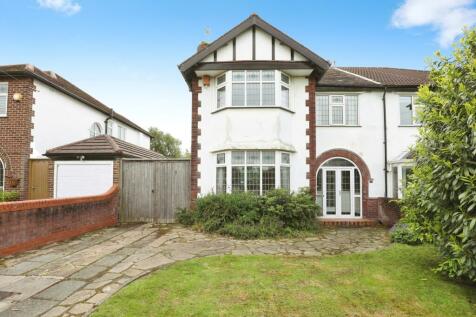 4 bedroom semi-detached house for sale