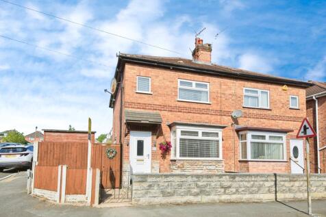 2 bedroom semi-detached house for sale
