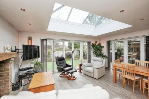 3 bedroom bungalow for sale