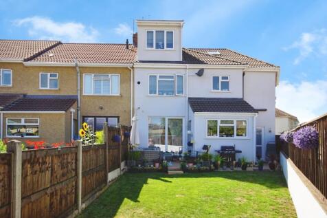 5 bedroom end of terrace house for sale