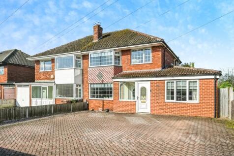 4 bedroom semi-detached house for sale