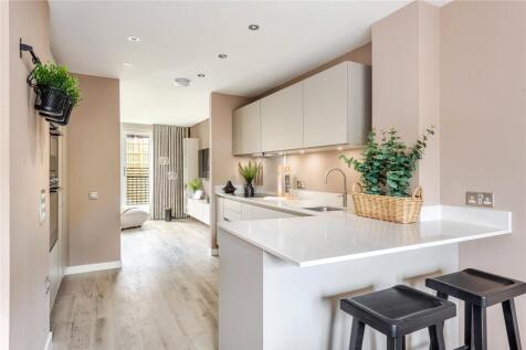 Terraced house for sale