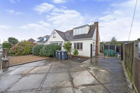 2 bedroom detached house for sale