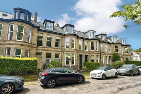 4 bedroom town house for sale