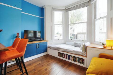 1 bedroom flat for sale