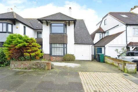 5 bedroom semi-detached house for sale