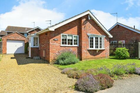 2 bedroom bungalow for sale