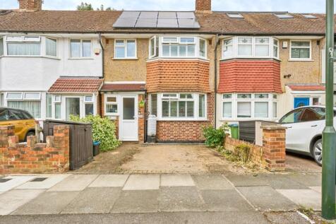 3 bedroom terraced house for sale