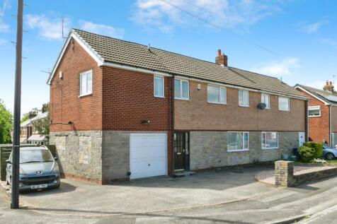 4 bedroom semi-detached house for sale