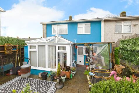 2 bedroom end of terrace house for sale