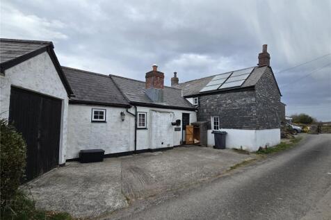 2 bedroom detached house for sale