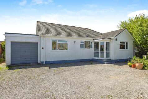 2 bedroom bungalow for sale