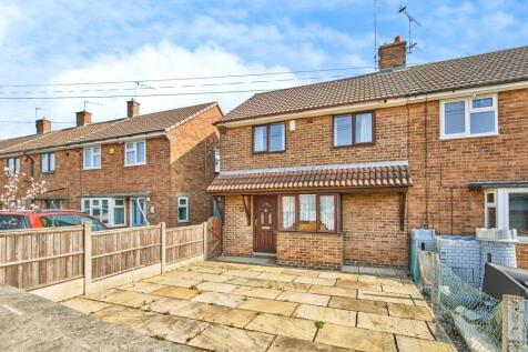 2 bedroom semi-detached house for sale