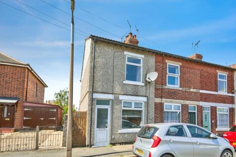 2 bedroom end of terrace house for sale