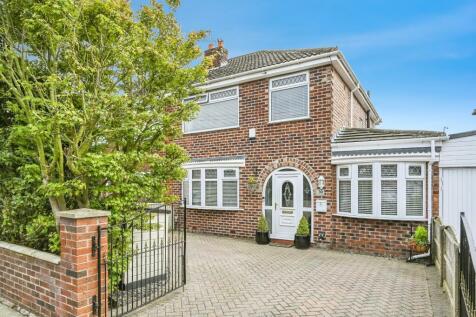 4 bedroom semi-detached house for sale