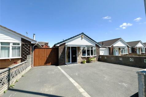 Millhouse Lane, Moreton, Wirral, CH46 2 bed bungalow for sale