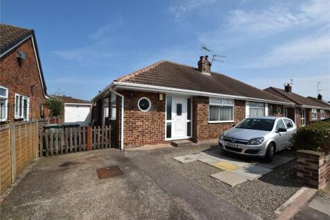 Napier Drive, Moreton, Wirral, CH46 2 bed bungalow for sale