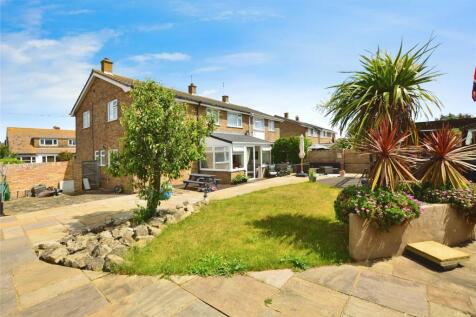 5 bedroom semi-detached house for sale