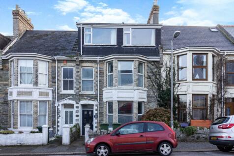 7 bedroom terraced house for sale