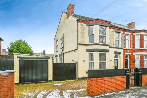 4 bedroom semi-detached house for sale