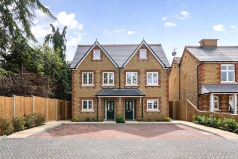 4 bedroom semi-detached house for sale