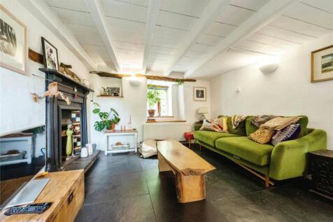 3 bedroom property for sale