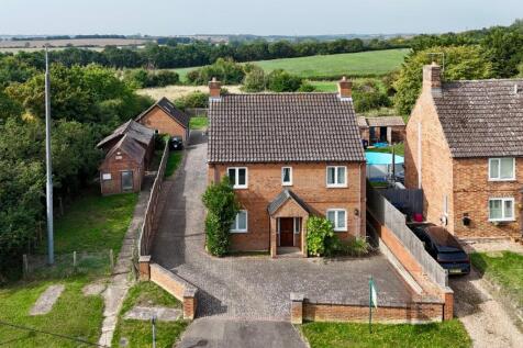 Bythorn, PE28 4 bed detached house for sale